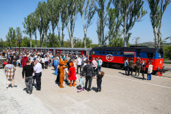 Donetsk Children's Railway opens new season