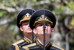 Церемония слияния Вечных огней в Севастополе