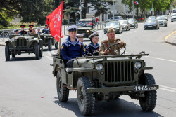 Церемония слияния Вечных огней в Севастополе