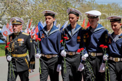 Церемония слияния Вечных огней в Севастополе