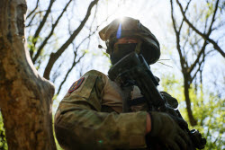 Russian servicemen undergo training in special military operation zone