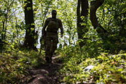 Russian servicemen undergo training in special military operation zone