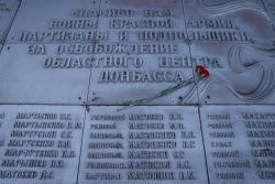 (+ВИДЕО) Мотомарш "Дороги Победы" в Донецке