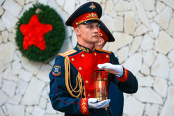 Церемония слияния Вечных огней в Волгограде