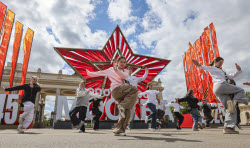 Preparations for upcoming Victory Day in Moscow
