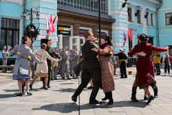 Акция "Вальс Победы" в Москве