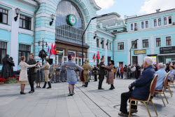 Акция "Вальс Победы" в Москве
