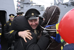 Возвращение фрегата "Адмирал Головко“ из дальнего похода