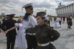 Preparations for upcoming Victory Day in Moscow