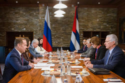 Встреча зампреда Совбеза РФ Медведева и президента Кубы Бермудеса