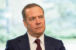 Встреча зампреда Совбеза РФ Медведева и президента Кубы Бермудеса