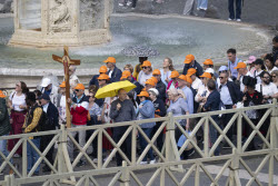 Conclave to elect a new pope begins