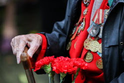 Поздравление ветерана ВОВ в Сочи