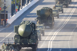 Military hardware heads for Moscow's Red Square on Victory Day