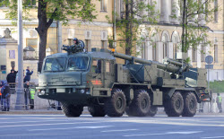 (+ВИДЕО) Проезд военной техники на парад Победы в Москве