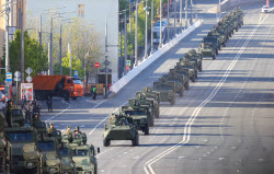 Military hardware heads for Moscow's Red Square on Victory Day