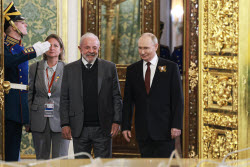 Presidents of Russia and Brazil meet in Moscow