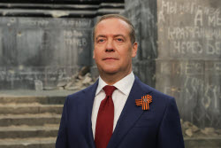 Russian Security Council Deputy Chairman Medvedev addresses Russian citizens on Victory Day