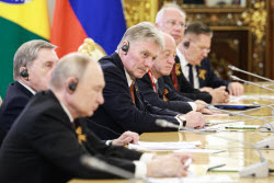 Presidents of Russia and Brazil meet in Moscow