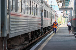 Donetsk Railway Station resumes operation