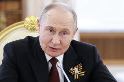 Presidents of Russia and Egypt meet in Moscow