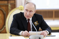 Presidents of Russia and Egypt meet in Moscow