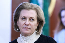 Presidents of Russia and Egypt meet in Moscow