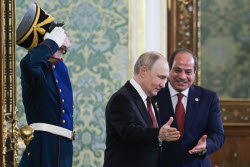 Presidents of Russia and Egypt meet in Moscow