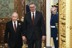 Presidents of Russia and Serbia meet in Moscow