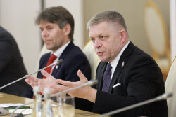 Russian President Putin and Slovak PM Fico meet in Moscow