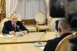 Russian President Putin and Slovak PM Fico meet in Moscow