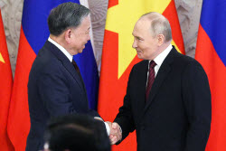 Russia's President Putin and Vietnamese Communist Party General Secretary To Lam meet in Moscow