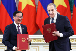 Russia's President Putin and Vietnamese Communist Party General Secretary To Lam meet in Moscow