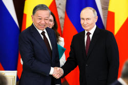 Russia's President Putin and Vietnamese Communist Party General Secretary To Lam meet in Moscow