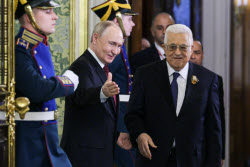 Presidents of Russia and Palestine meet in Moscow