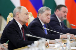 Встреча президента РФ Путина и президента Палестины Аббаса