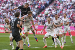 Чемпионат Германии по футболу: "Бавария" - "Боруссия М" - 2:0