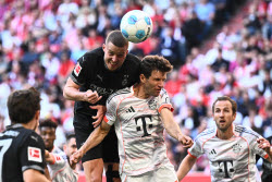 Чемпионат Германии по футболу: "Бавария" - "Боруссия М" - 2:0