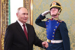 Встреча президента РФ Путина и президента Южной Осетии Гаглоева
