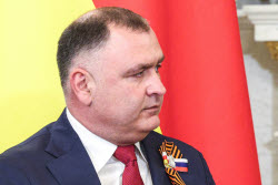 Встреча президента РФ Путина и президента Южной Осетии Гаглоева