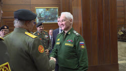 ВИДЕО. Встреча министра обороны РФ Белоусова с командующим Ливийской национальной армией Хафтаром