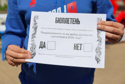 Historical reenactment of 2014 status referendum in Donetsk