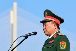 Professor Gagarinsky vessel handed over to Vietnam-Russia Tropical Centre