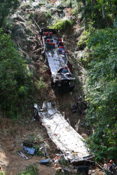 More than 20 killed as bus plunges into precipice in Sri Lanka's Central Province