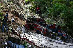 More than 20 killed as bus plunges into precipice in Sri Lanka's Central Province