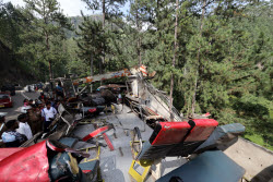 More than 20 killed as bus plunges into precipice in Sri Lanka's Central Province
