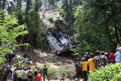 More than 20 killed as bus plunges into precipice in Sri Lanka's Central Province