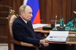 Russian President Putin meets with Ivanovo Region Governor Voskresensky
