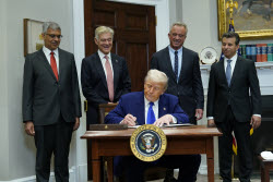 Trump signs executive order to lower prescription drug costs