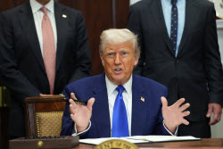 Trump Signs an Executive Order Lowering Prescription Drug Costs